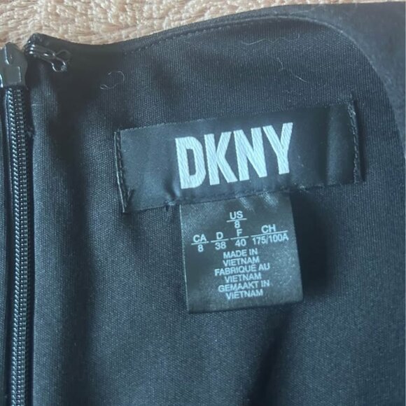 Black Dress - Picture 2 of 3